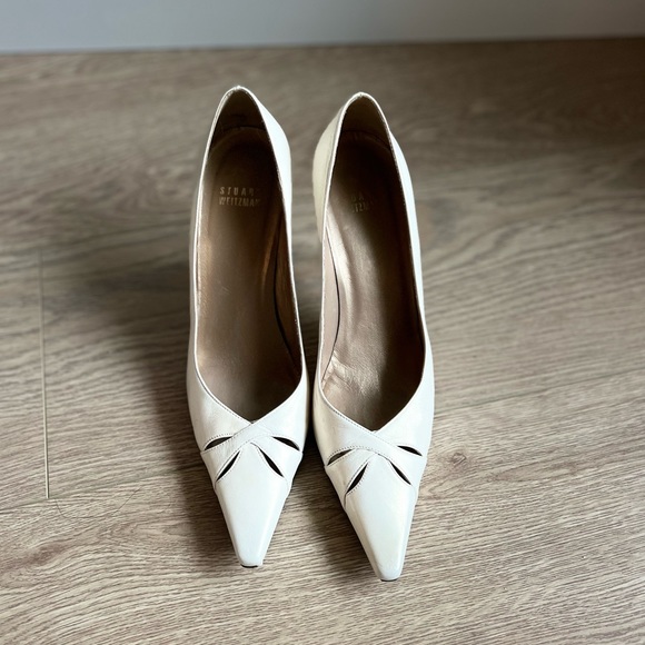 Vintage Stuart Weitzman White/Cream Pointed-Toe Leather Pumps Heels - Picture 2 of 9